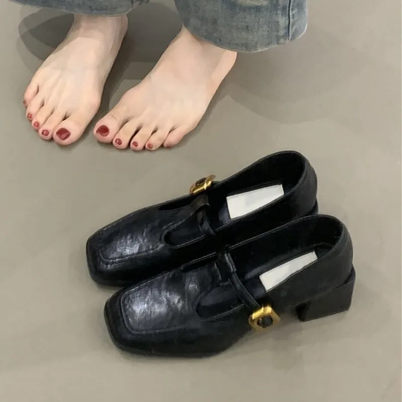 Women Square Toe T-Strap Mary  - Women'S Shoes recension och pris